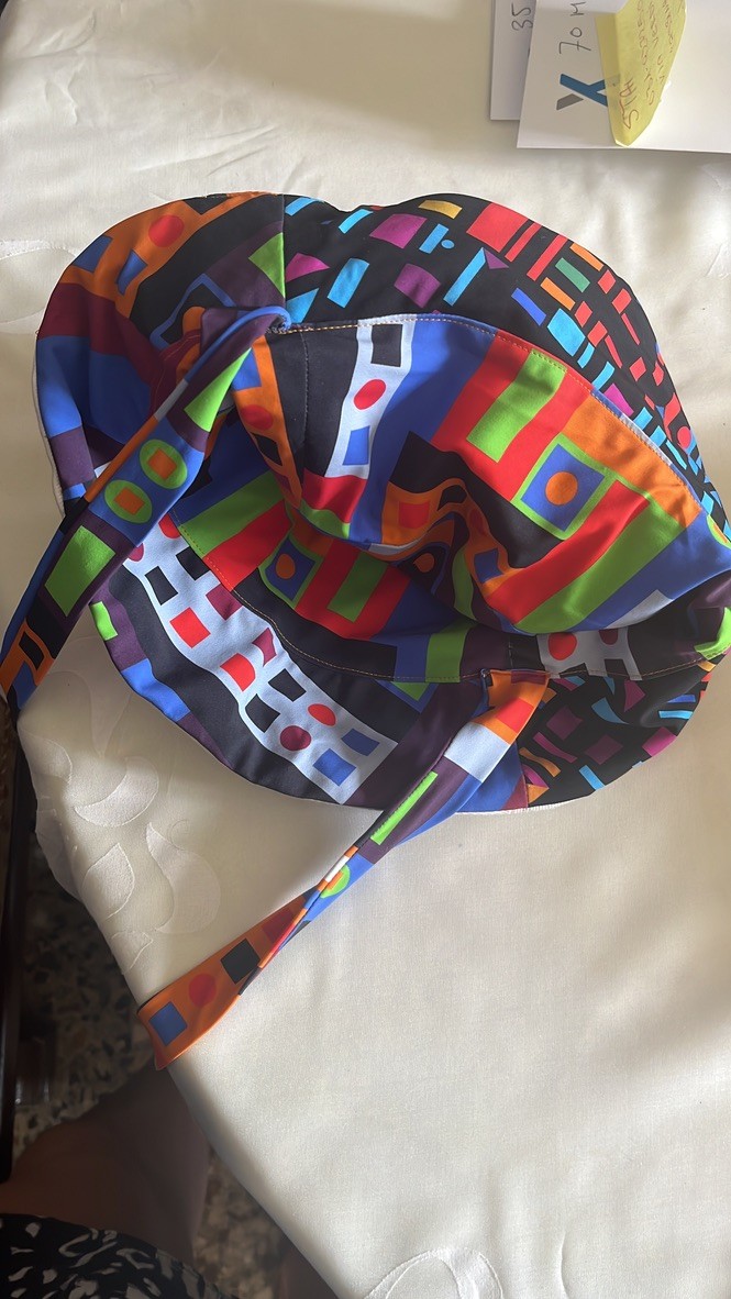 Print bucket hat with ties